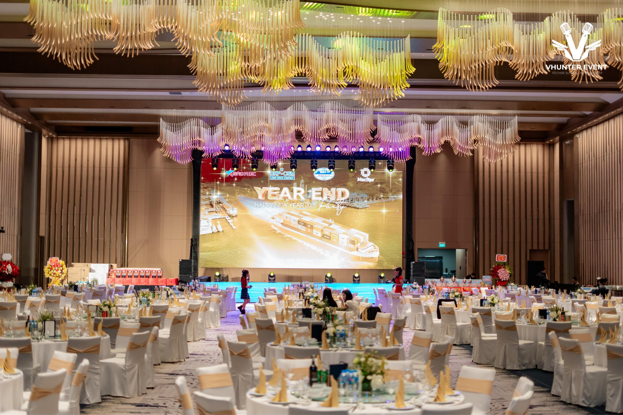 Kinh nghiệm tổ chức Year End Party hiệu quả