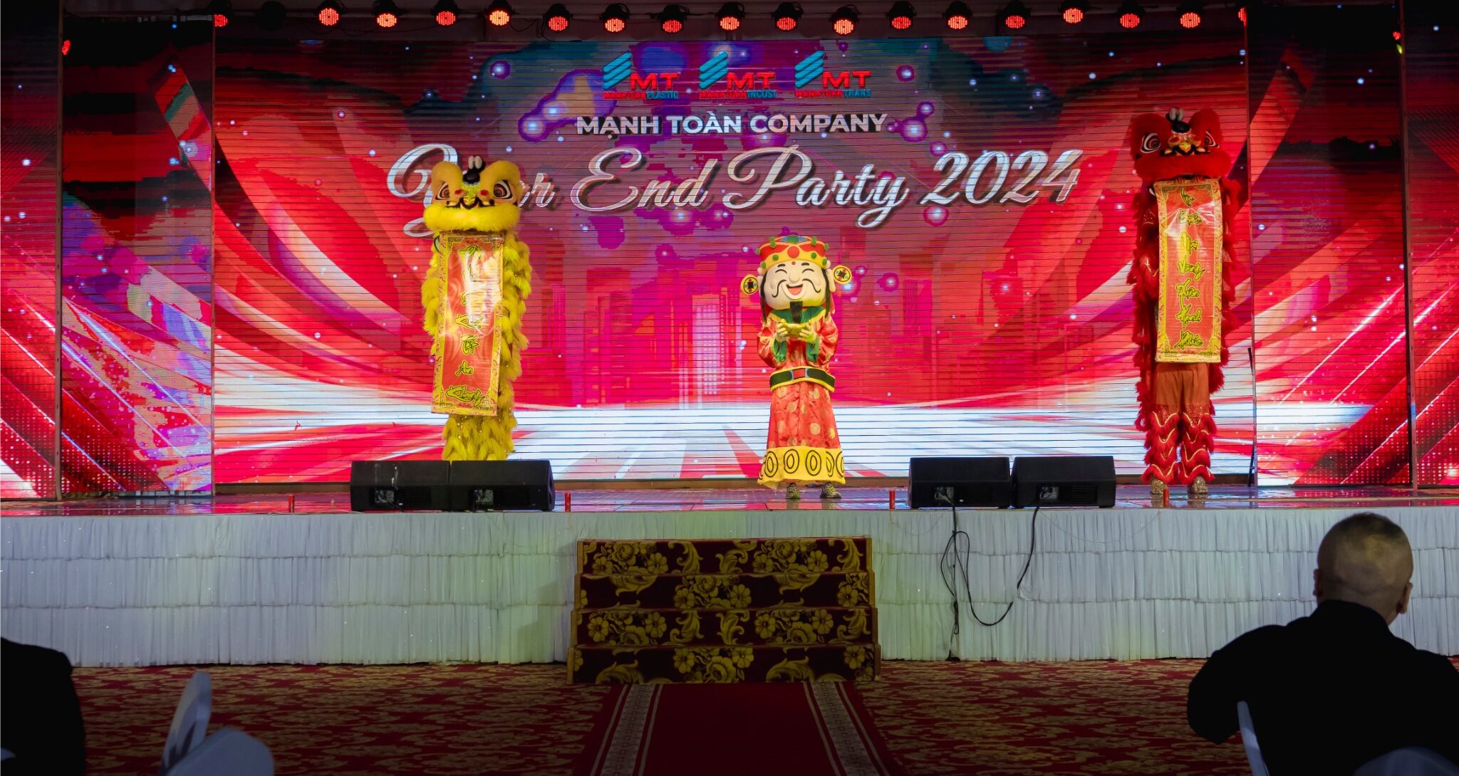 Dịch vụ tổ chức tiệc Year End Party chuyên nghiệp