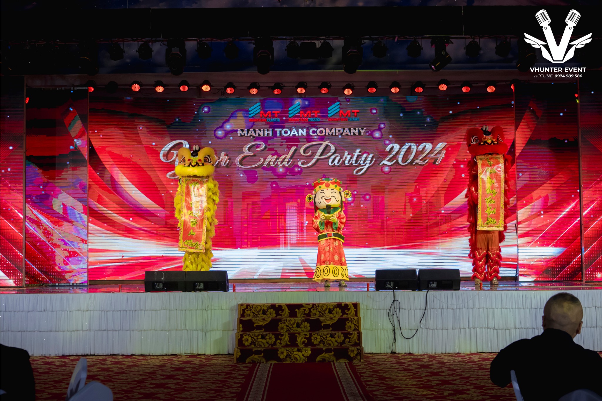 Dịch vụ tổ chức tiệc Year End Party chuyên nghiệp