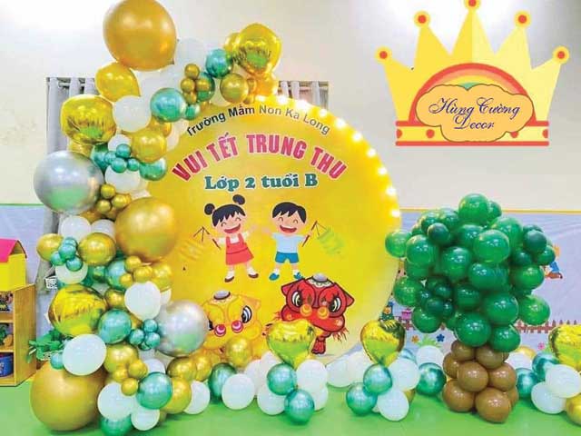 Trang trí backdrop trung thu đơn giản
