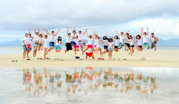 Tổ chức year end party kết hợp team building