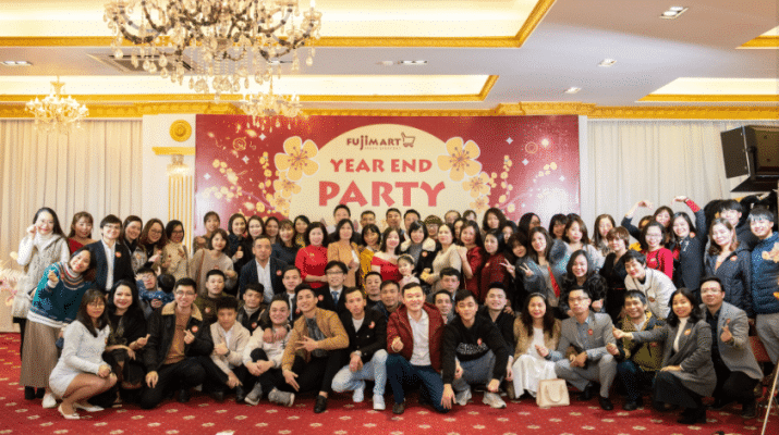 Ý nghĩa của việc tổ chức year end party 