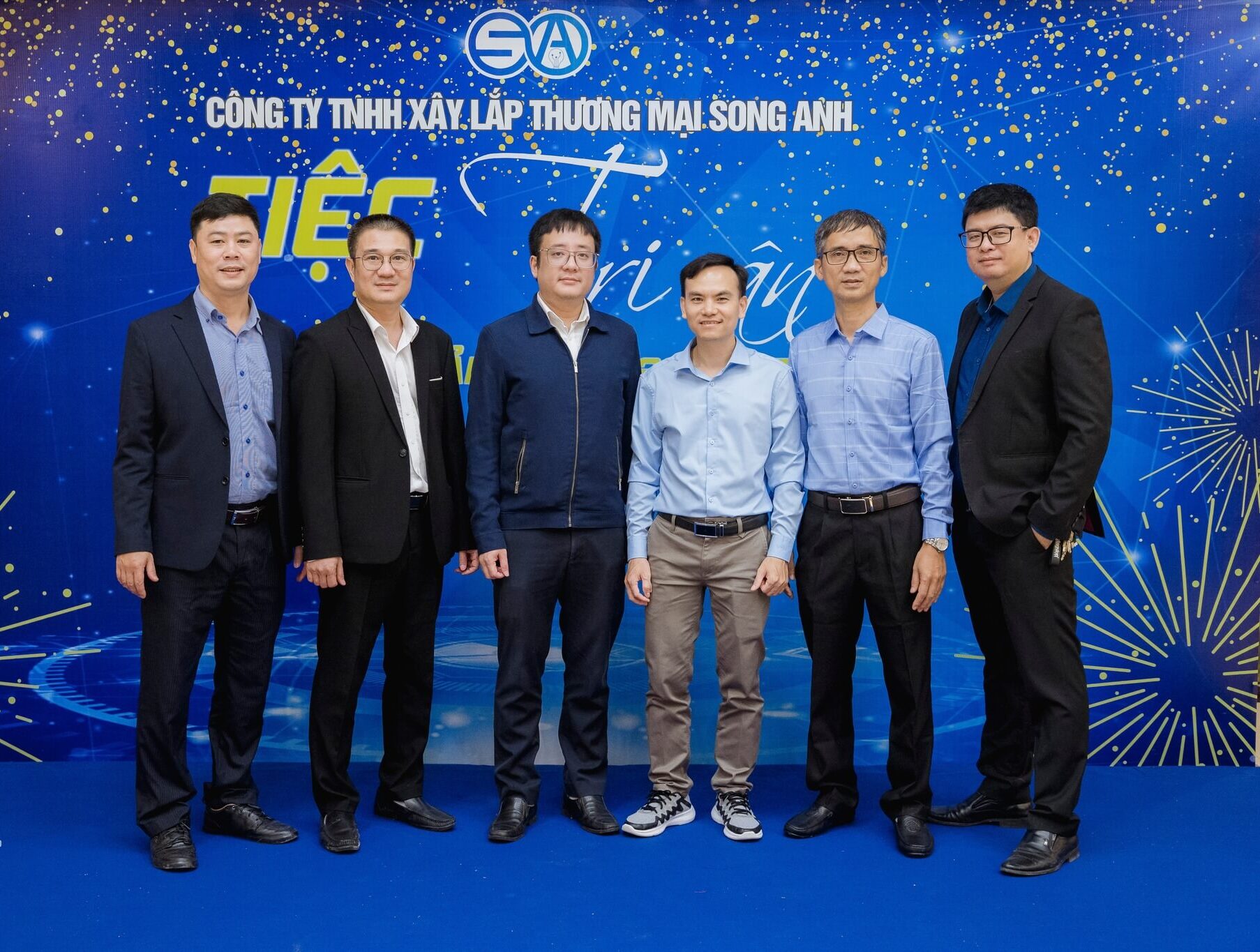 Chọn địa điểm tổ chức tiệc tất niên công ty ở đâu?