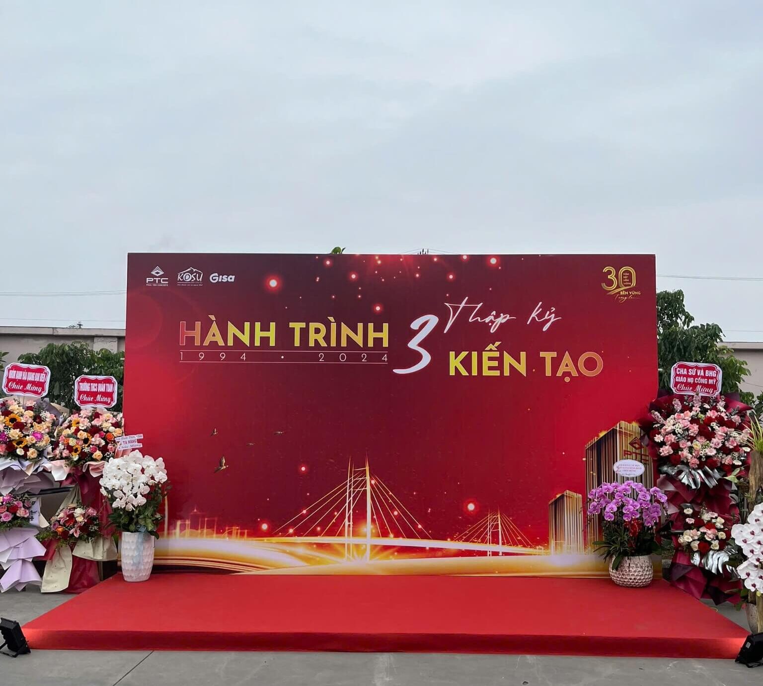 Một số ý tưởng tổ chức Year End Party sáng tạo