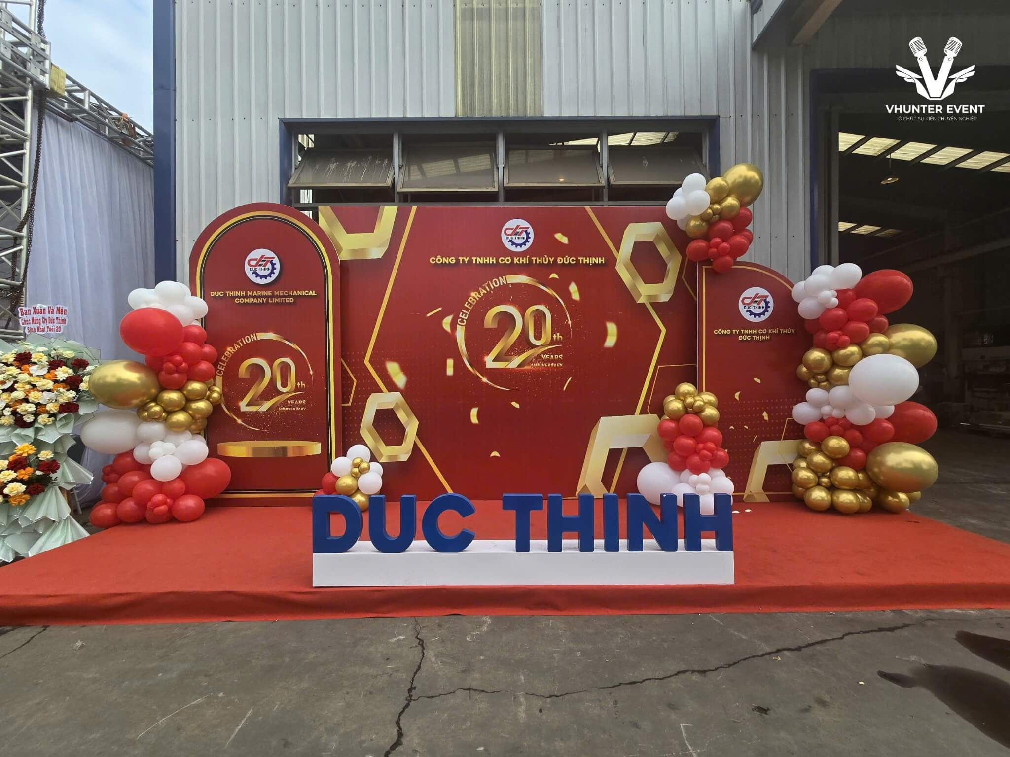 Tổ chức tiệc tất niên nhỏ