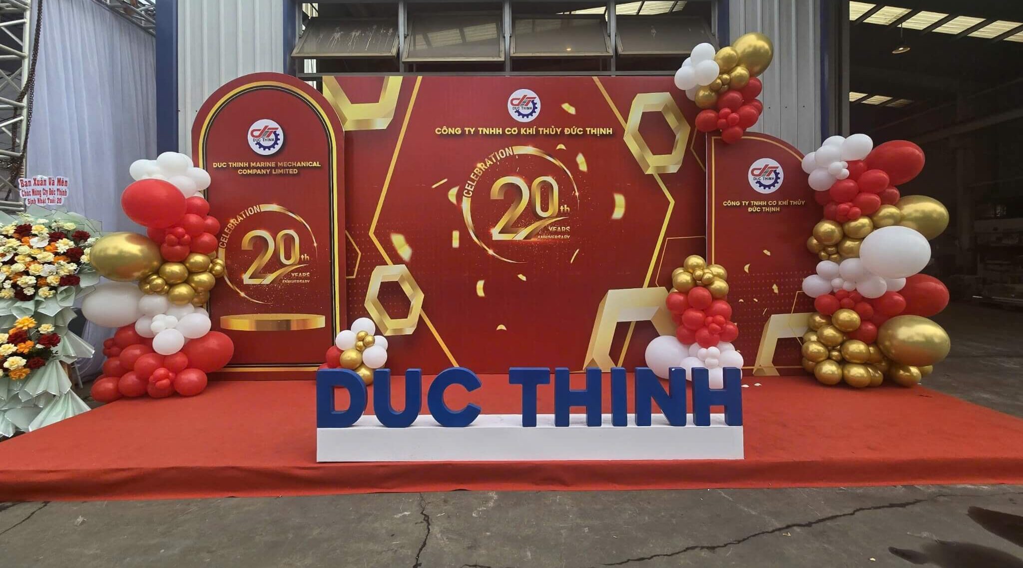 Quy trình tổ chức tiệc tất niên