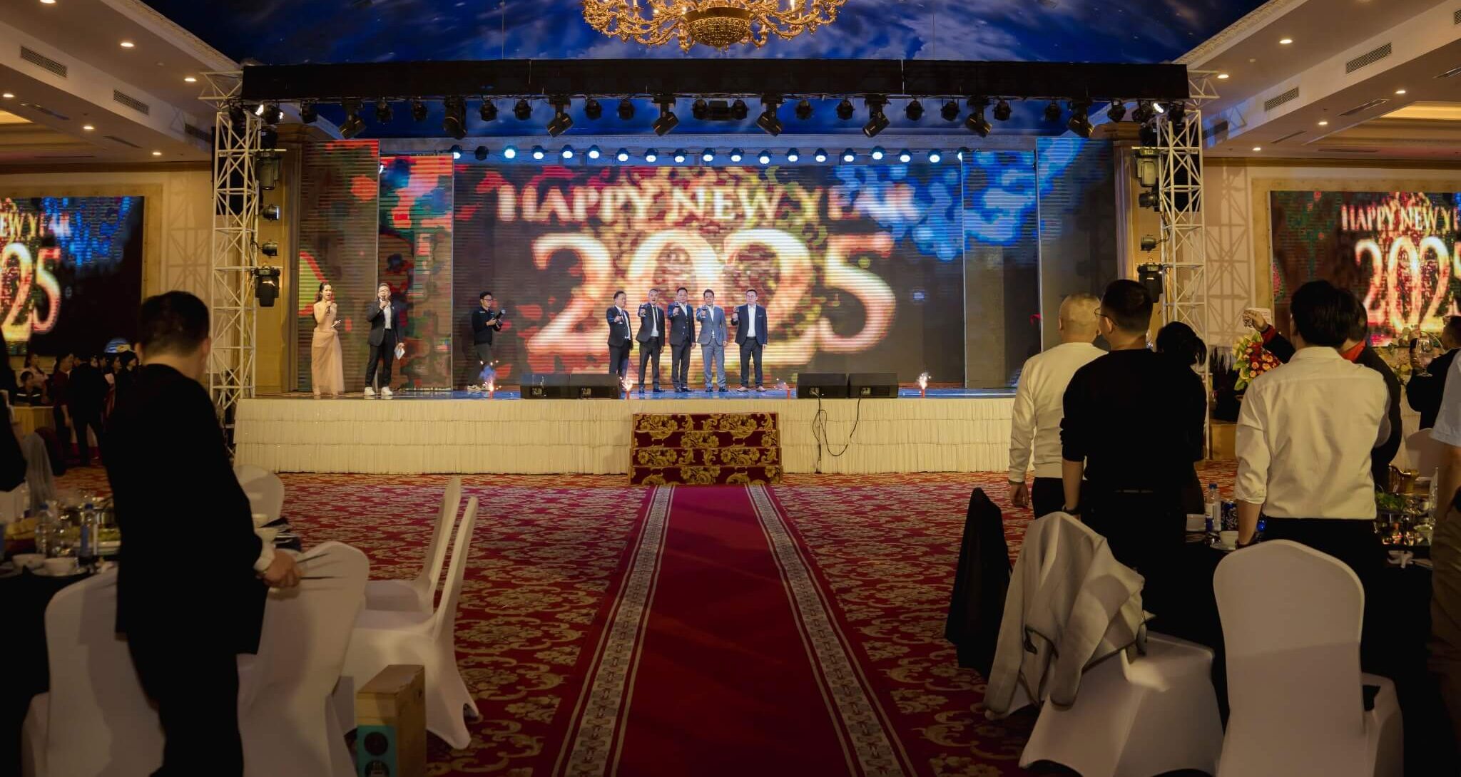 Các ý tưởng tổ chức Year End Party ấn tượng