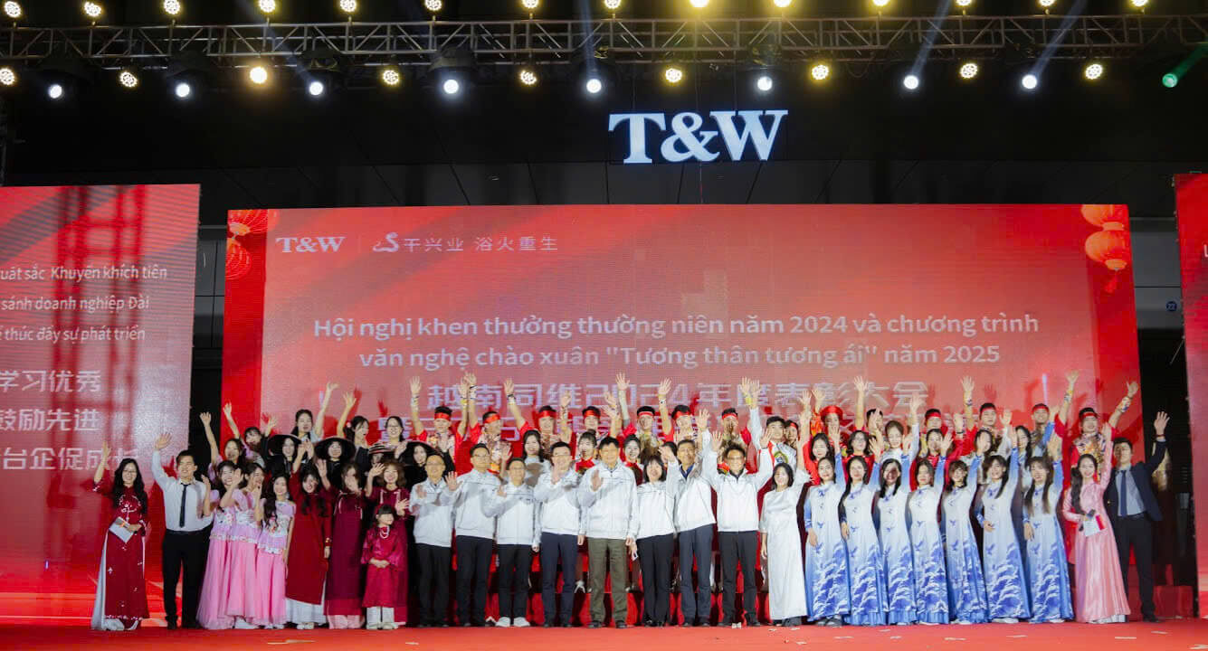 “Together We Shine” – Dạ tiệc vinh danh tập thể