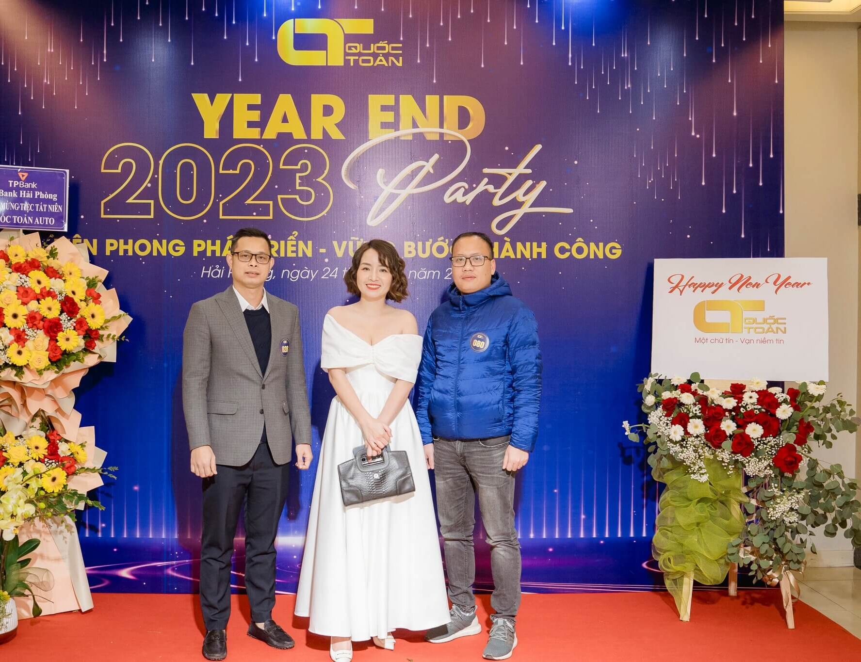 Nên thuê dịch vụ tổ chức tiệc tất niên chuyên nghiệp?