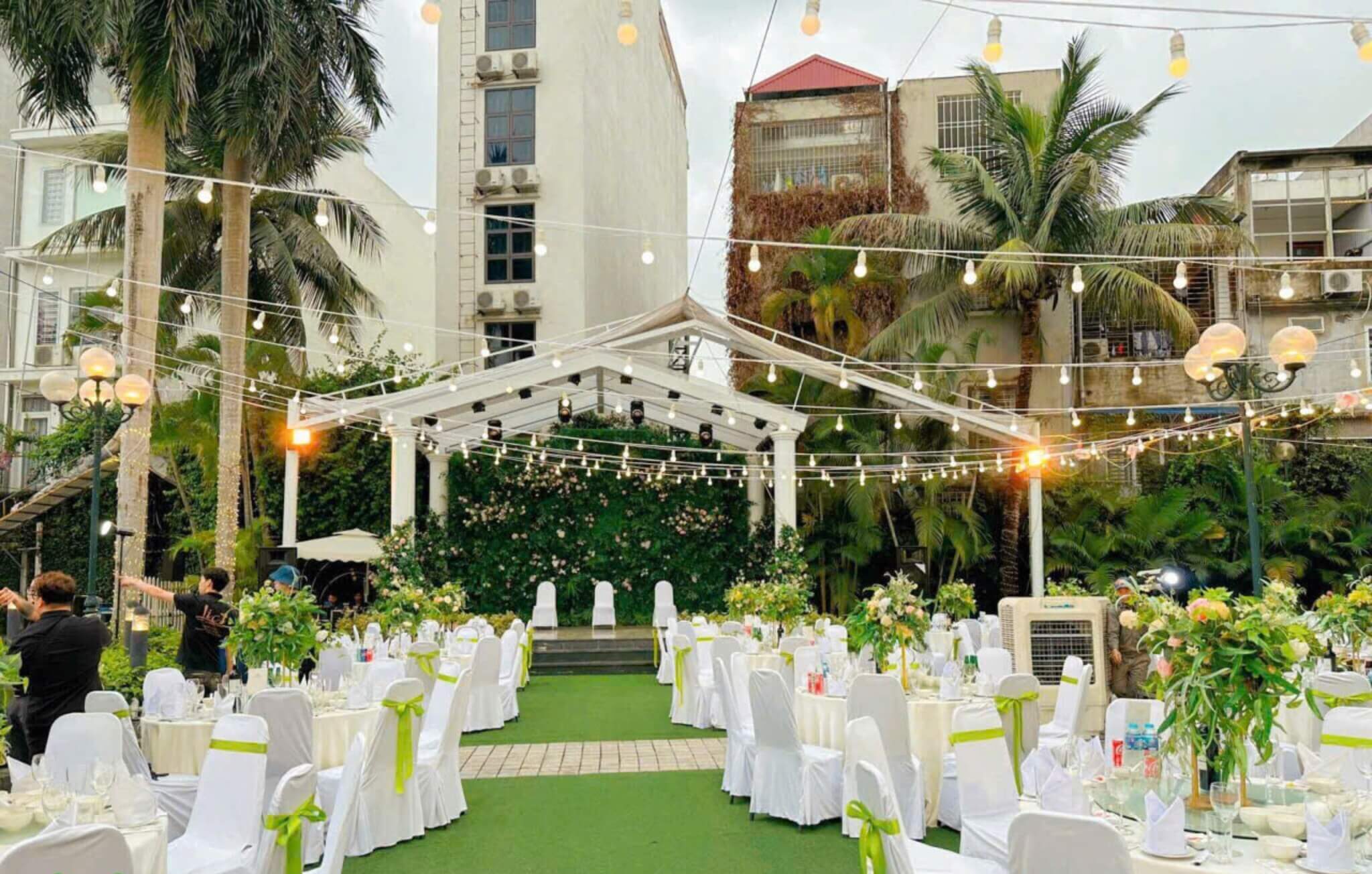 “Beach Party” – Tiệc tất niên ngoài trời sôi động