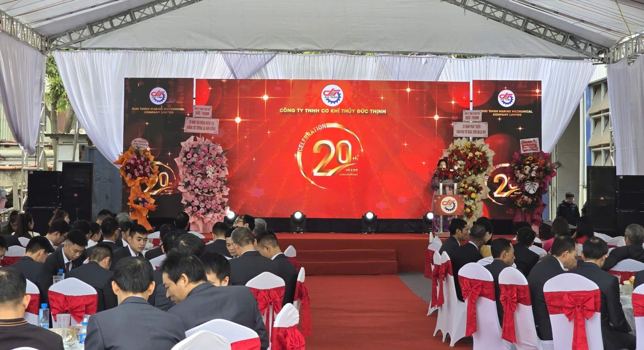 Vai trò của slogan cho tiệc cuối năm