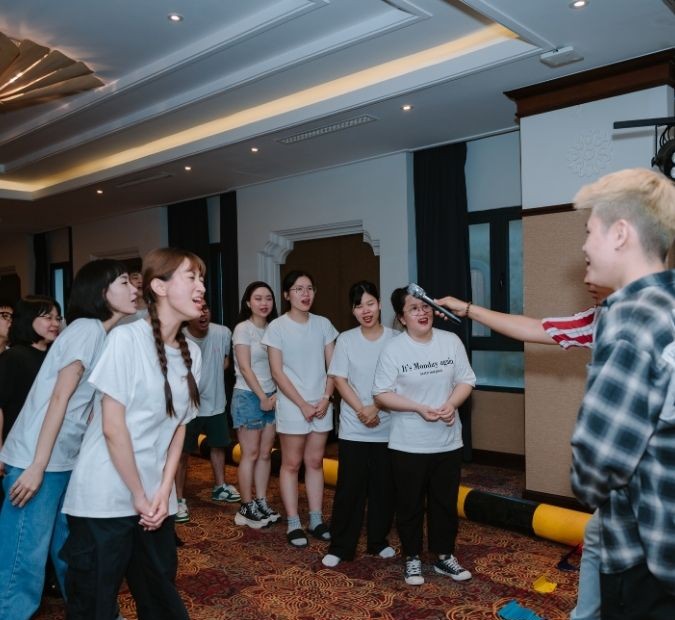 Trò chơi Year end Party