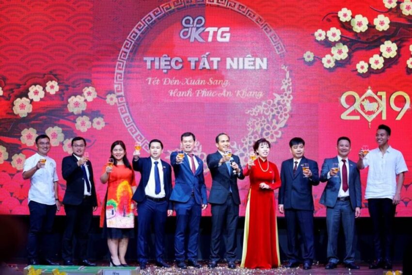 Quy trình tổ chức tiệc tất niên chuyên nghiệp cho doanh nghiệp